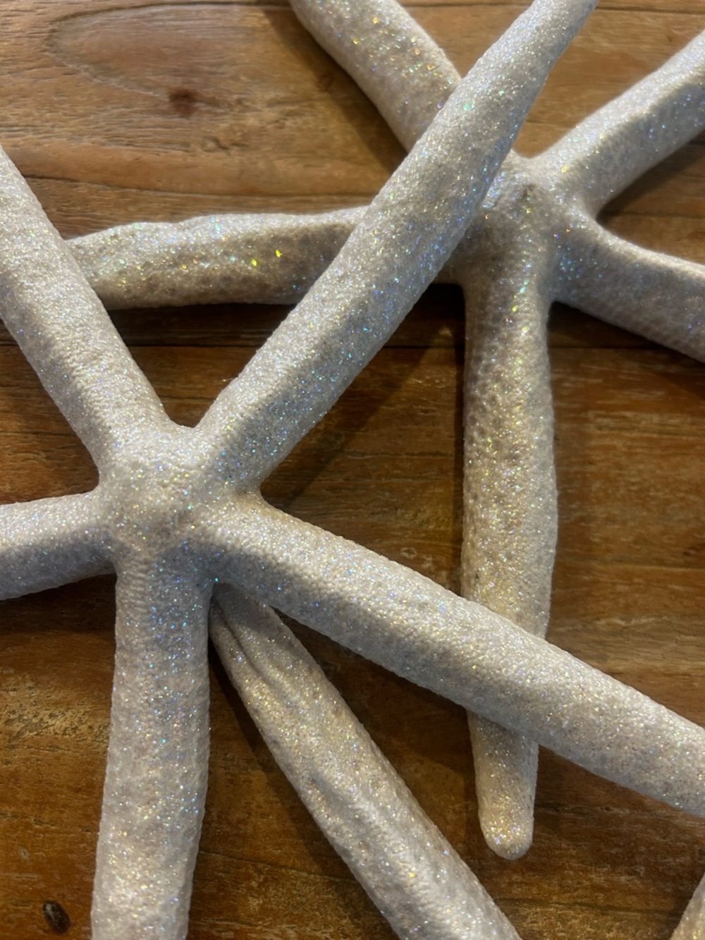 3 XL glitter coated decorative starfish.